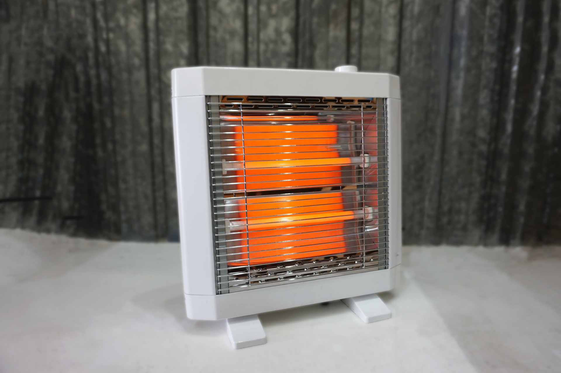 電気ストーブを処分する際の注意点